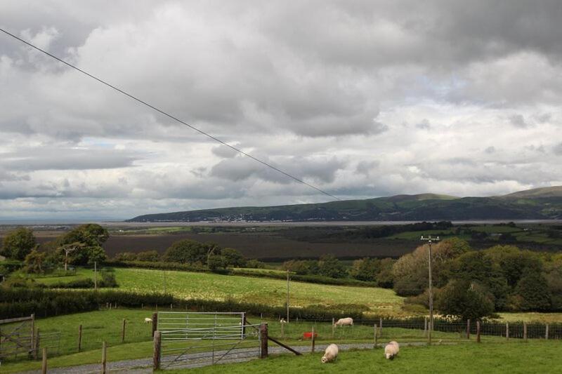 Vila Breathtaking Views With A Hot Tub - Bwlch Cliced Tal-y-bont  Exteriér fotografie